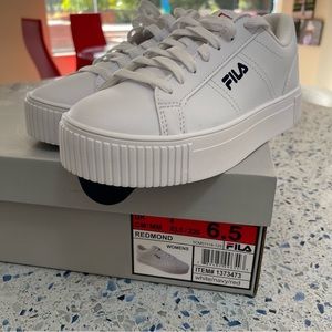 Fila white with navy and red leather fashion sneakers size 6.5.